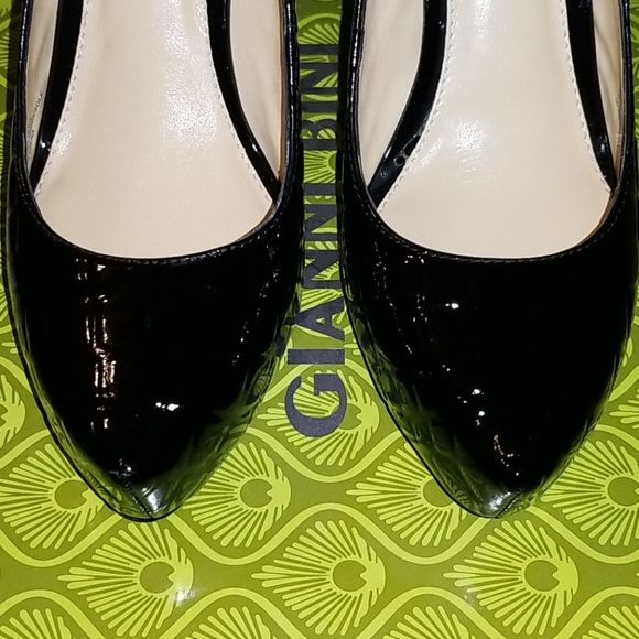 Gianni Bini Heels - Picture 3 of 4